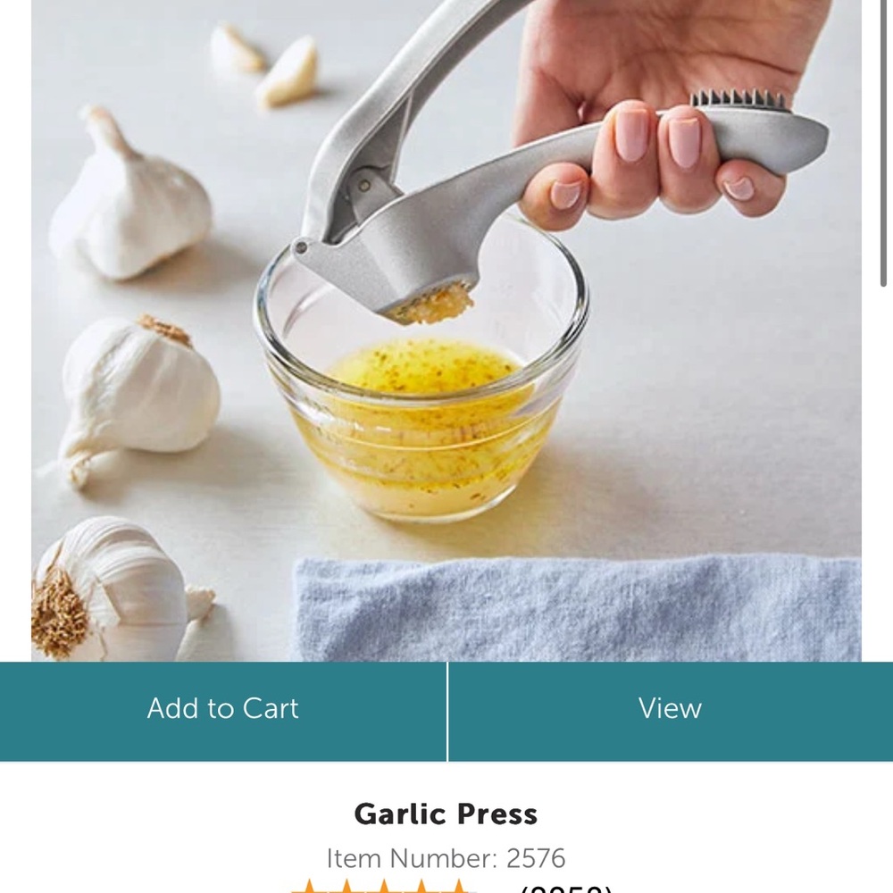 The Pampered Chef Silver Garlic Press Essential Kitchen Tool